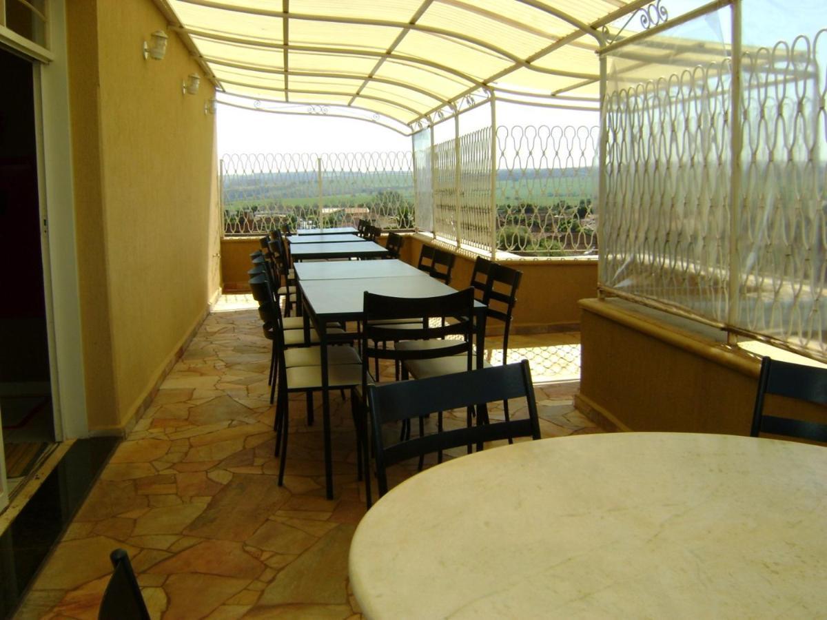 Domus Hotel Ituverava Bagian luar foto