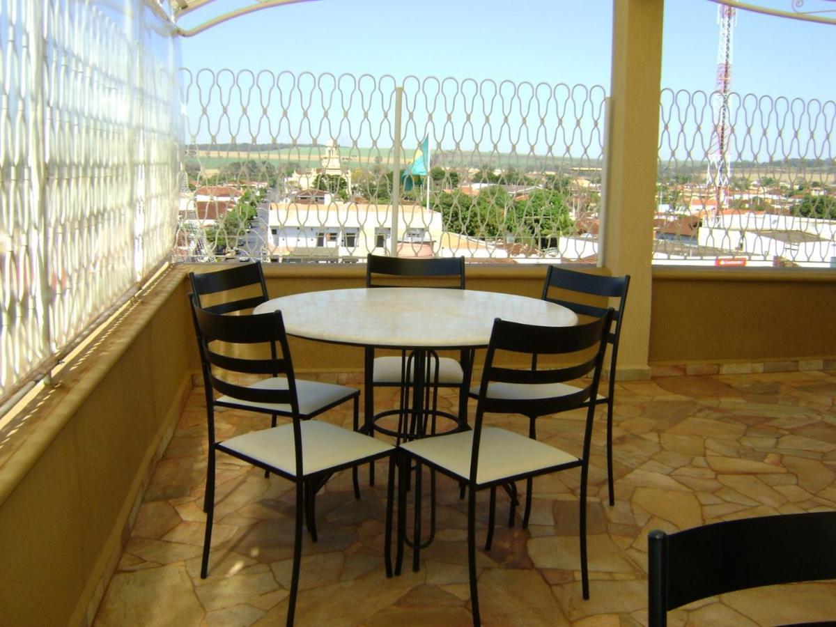 Domus Hotel Ituverava Bagian luar foto